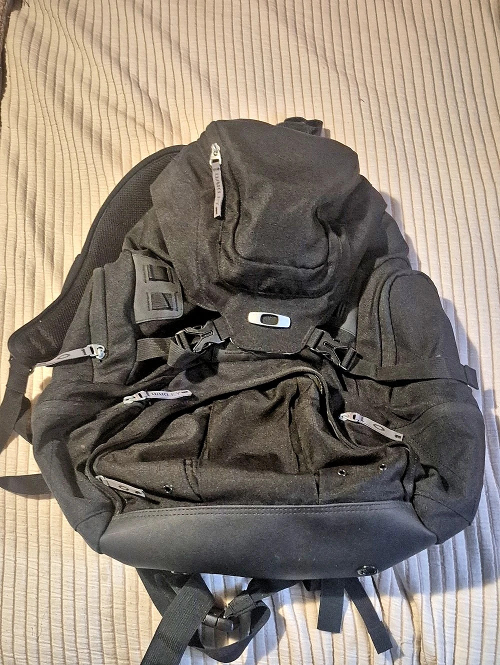 Vintage Y2k Oakley Kitchen Sink Black On Gray Backpack